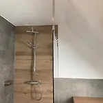 Grosse Oberwohnung Διαμέρισμα *