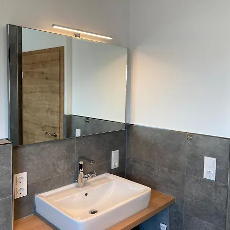 Grosse Oberwohnung Apartment *