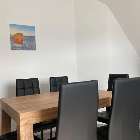 Apartment Grosse Oberwohnung